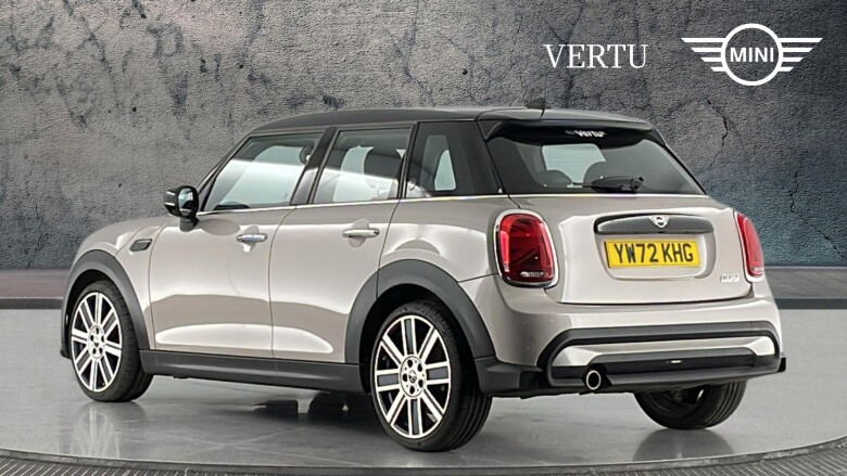 MINI Hatchback 1.5 Cooper Exclusive 5dr Auto [Comfort Pack] Petrol Hatchback